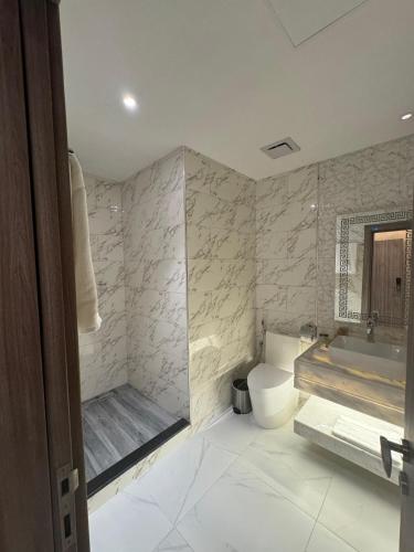 バスルーム, ROYAL PLAZA HOTEL  in ドクム