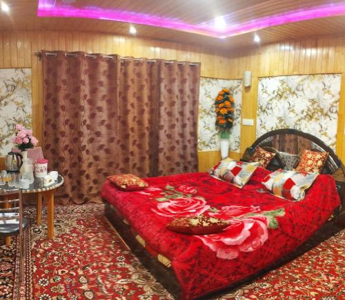 Sheraz Guest House Ziran Gulmarg