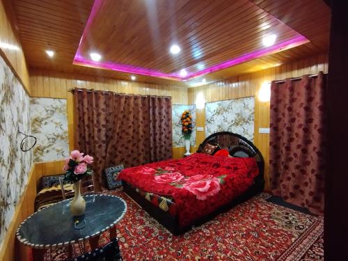 Sheraz Guest House Ziran Gulmarg