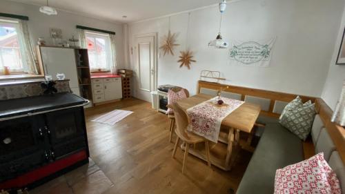 Зручності, 11er Häusl (11er Hausl) in Флахау