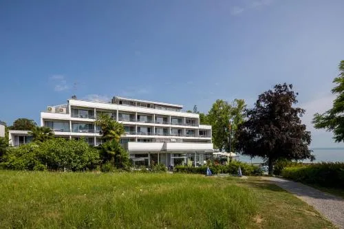 Park - Hotel Inseli in Romanshorn, Schweiz