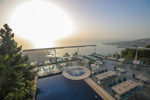 レストラン, Bay Lodge Boutique Hotel in ジュニエ