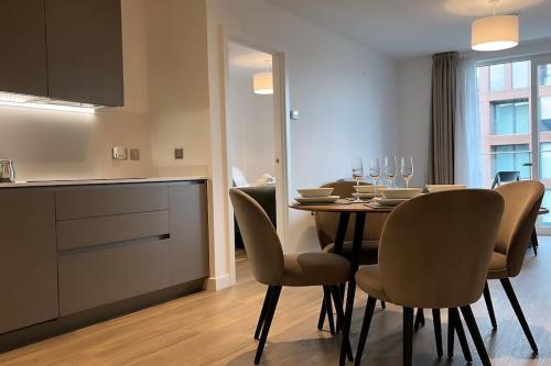 Luxury 2 Bedroom Apartment in Manchester