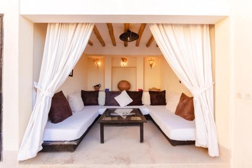 Riad Rouge Gorge