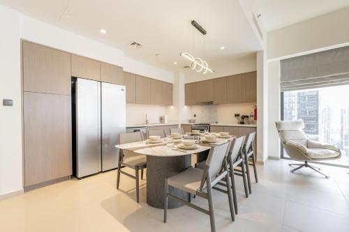 Luxury 2bedroom Apartment - image 10