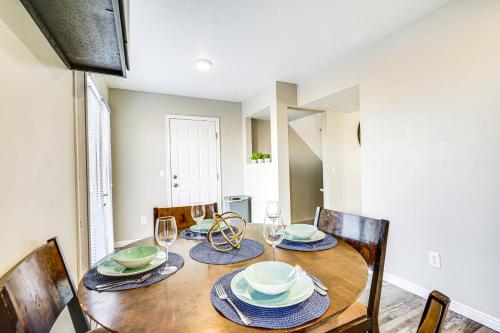 Spacious Utah Home 34 Mi to Salt Lake City in ทูเอล (UT)