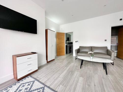 Cute, Stylish 1 Bedroom Leeds City Apartment