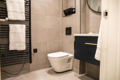 Kirkgate Suites - Stylish City Centre Apartment, Leeds (photo 11)