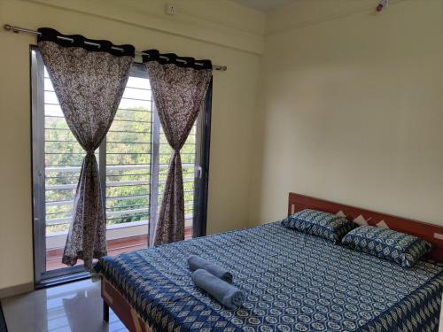 Hilltop Sea View Home Stay