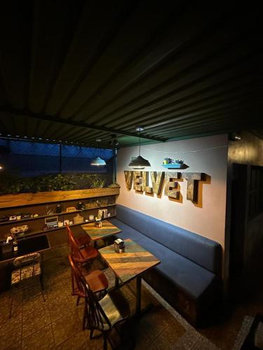 Velvet Hostal La novena