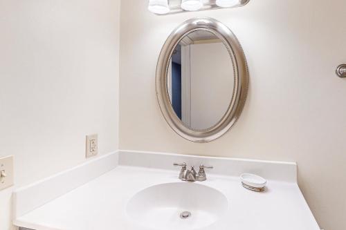 Bluff Villas 1673 Bluff Villas 1673