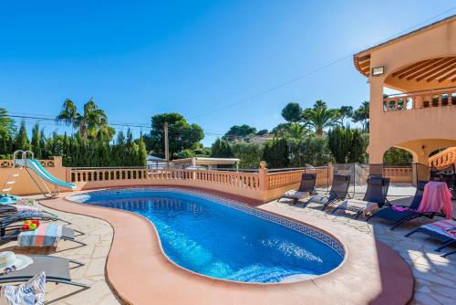 Villa Navacerrada - PlusHolidays, Teulada (foto 2)