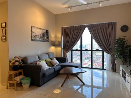 Harmony Haven Retreat Suite@Icon City/rooftop pool - image 10