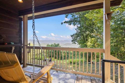 Levons Landing - The Ultimate Mountain View in Bostic, USA