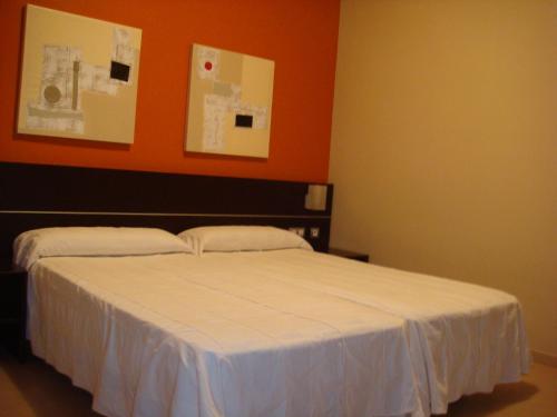 Hotel León Tierra de Vinos - image 10