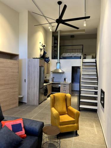 El Gallinero, Loft con sauna y jacuzzi - Housevanlive in Casas Bajas