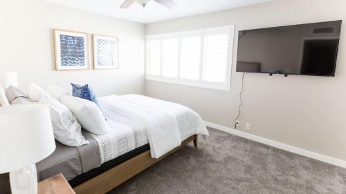 Updated Condo in A Old Town Scottsdale Location - image 3