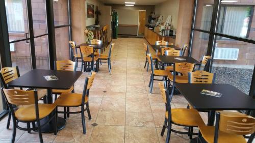 Inn at the Canyons - image 5