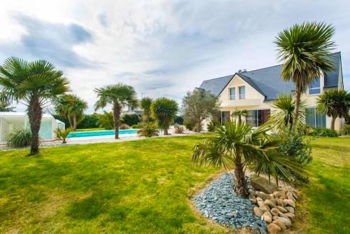 Villa de 5 chambres avec piscine privee jardin clos et wifi a Plouharnel a 1 km de la plage