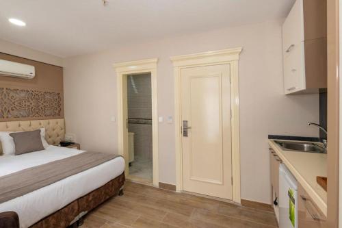 Taksim Peri Suite Hotel