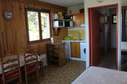 廚房, LA Source Blanche in 蒙特克拉