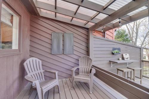 Harrisonburg Home with Deck - 2 Mi to JMU! in 애시비 하이츠