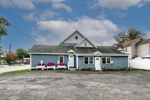 The Lilly Pad-Luxury in Sylvan Beach in Blossvale, USA
