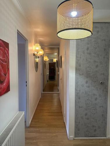 Charmante maison 10 mn Center Parcs Ailette in 拉昂