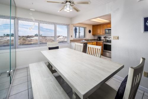 Seaspray Condos 112C - main image