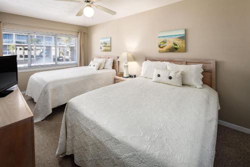 Seaspray Condos 204A - image 4