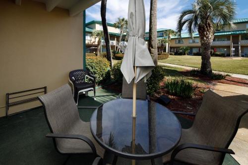 Seaspray Condos 204A - image 11