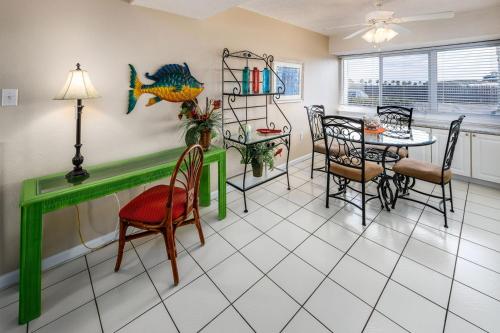 Seaspray Condos 114B - image 10