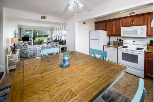 Seaspray Condos 116A - image 6