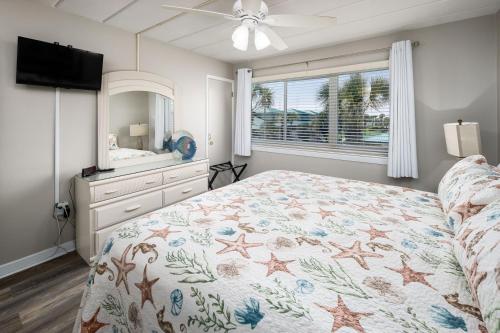 Seaspray Condos 100C - image 3
