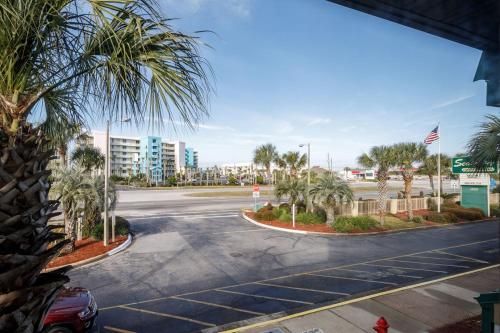 Seaspray Condos 100B - image 7