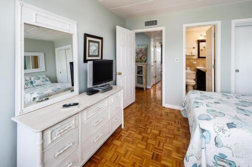 Seaspray Condos 112D - image 3