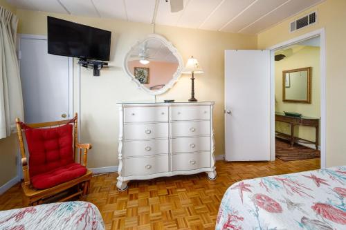 Seaspray Condos 110D - image 7
