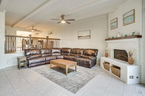 Huntington Beach Condo - Walk to the Ocean! in Surfside