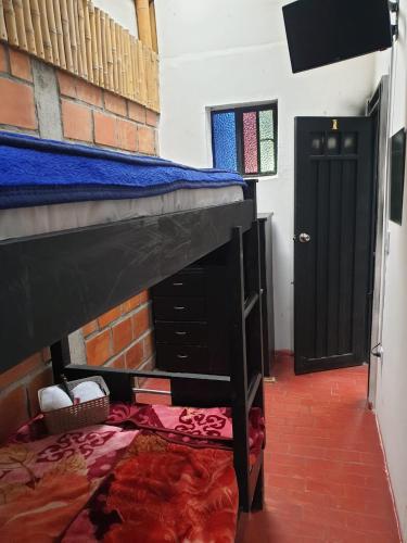 HOSTAL MACONDO in Tesorito