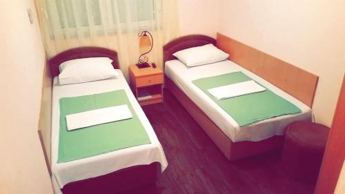Motel Aura - image 14