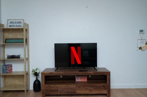 Luxe & Stylish Central Luton 2Bed Apt - Fast Wi-Fi & Private Patio