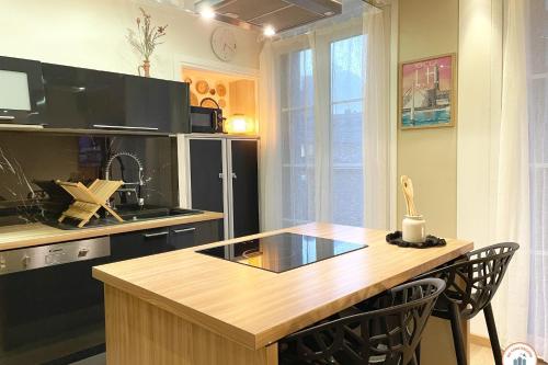 Bienvenue au Chillou - Parking - Terrasse Bienvenue au Chillou - Parking - Terrasse