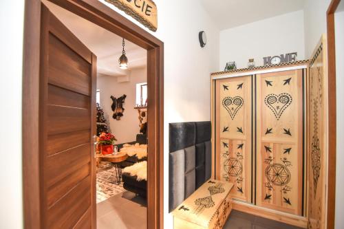 CZARNA TURNIA-Apartament Góralski, Закопане (фото 2)