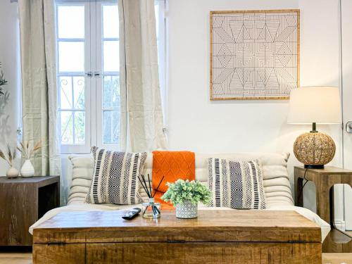Chic 2BD - Beverly Hills - West Hollywood Border, Los Ángeles (foto 9)