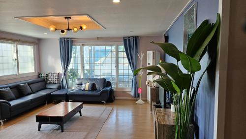 Facilities, Gangneung Eungabi near Gyeongpo Beach