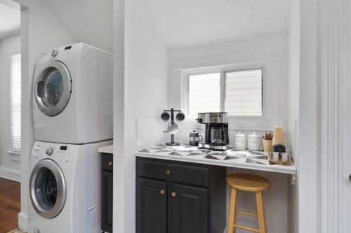 The House Hotels - Perry St.