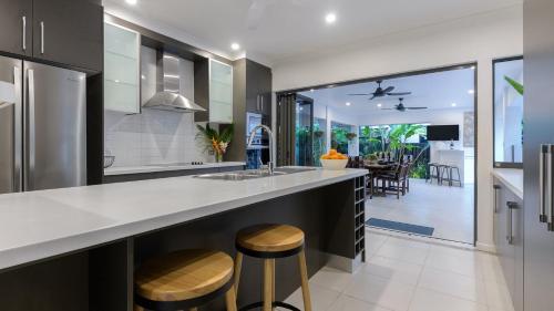 Bella Beach House Port Douglas - image 4