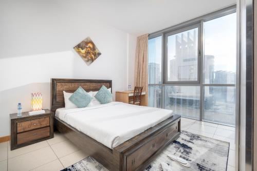 The Iconic Luxury 4BR Penthouse Near to Jumeirah Beach and Infront of DMCC Metro Station, Дубай (фото 6)