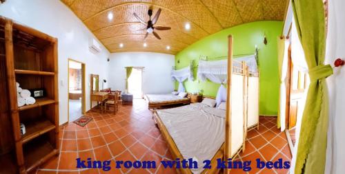 King Room with Two King Beds image 7