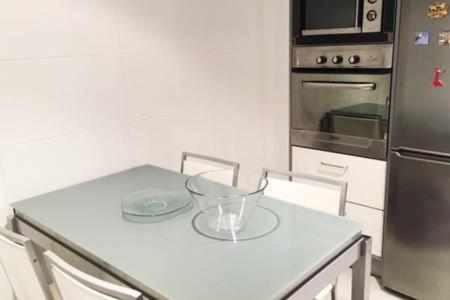 Apartamento en Av de Francia y CArtes y Ciencias